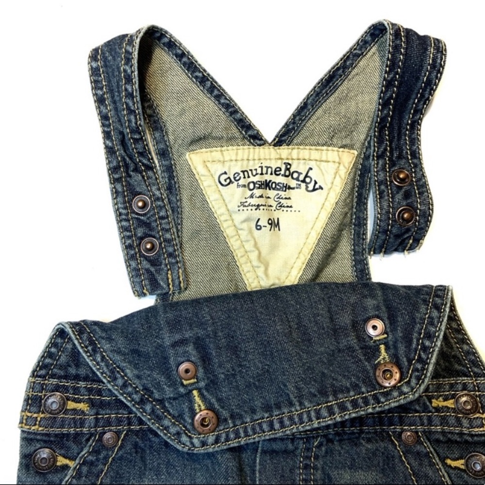 (SOLD) Oshkosh B’gosh Baby Boy Distressed Shortall - Picture 2 of 6